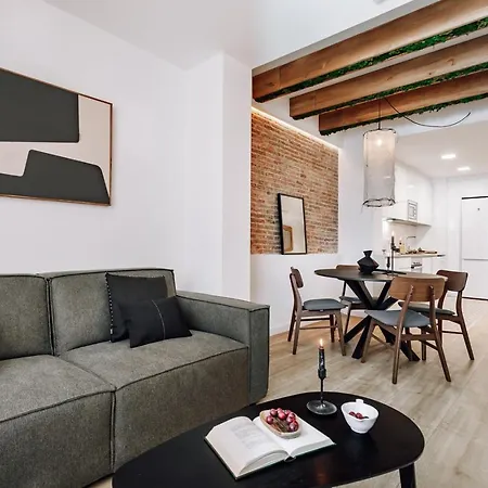 Daire Lescun - 2 Bedrooms In Eixample Esquerra